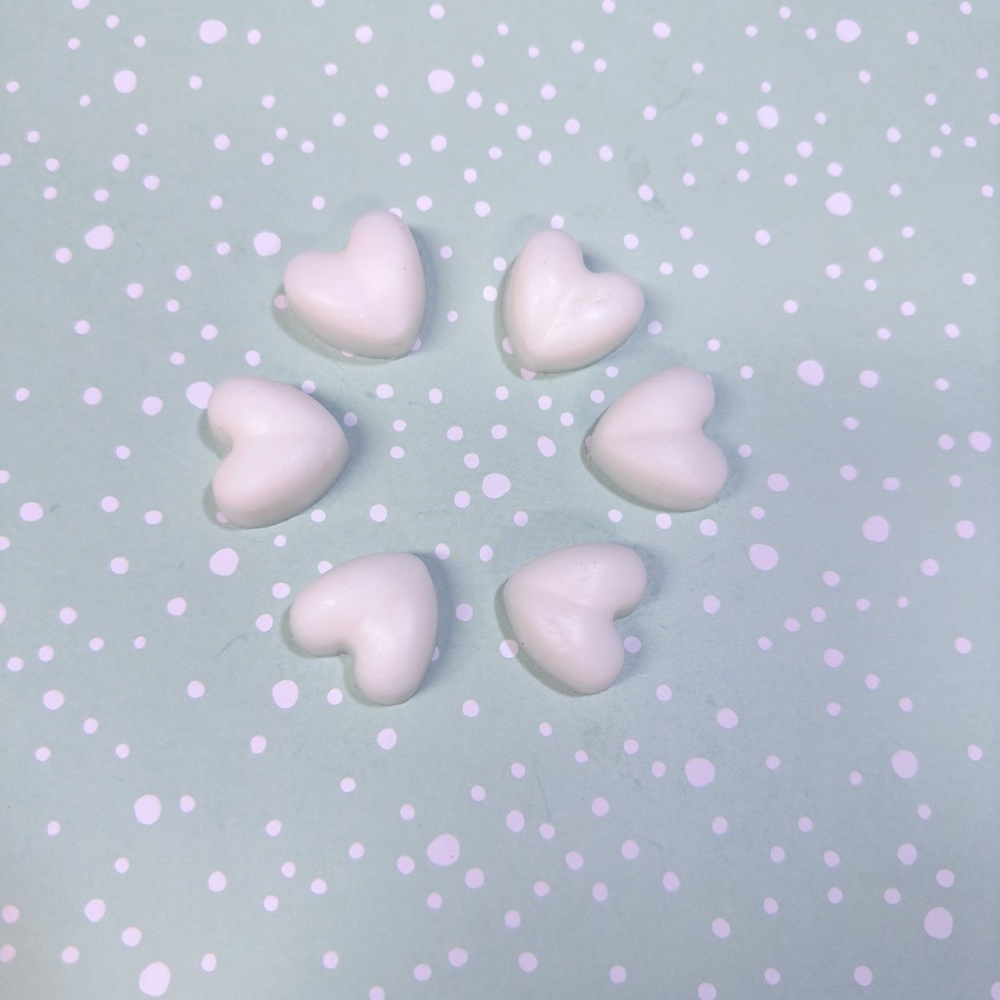Heart wax melts